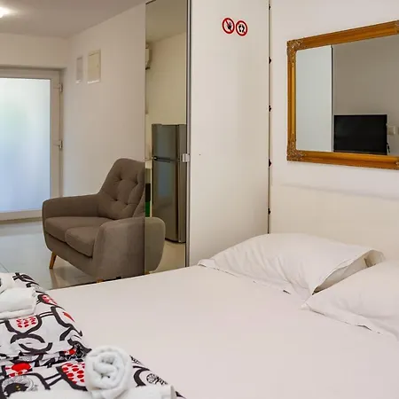 Studio Apartman 3* Сплит