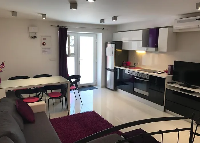 Studio Apartman Konukevi Split